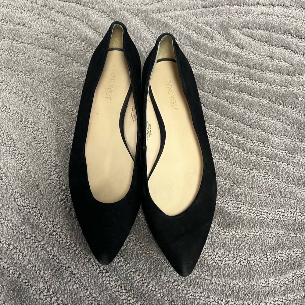 Nine West Classic Black Pointed Flats